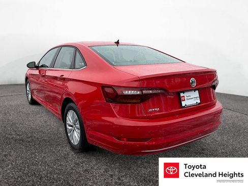 Used 2019 Volkswagen Jetta S image 3