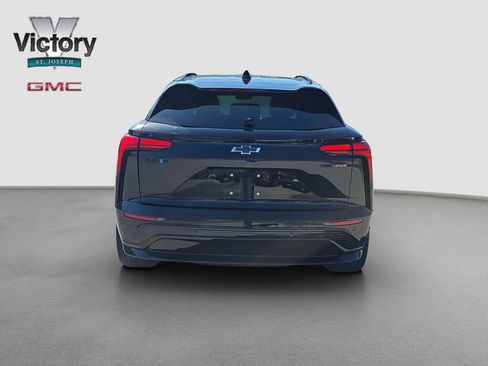 Used 2024 Chevrolet Blazer EV RS AWD/4WD image 16