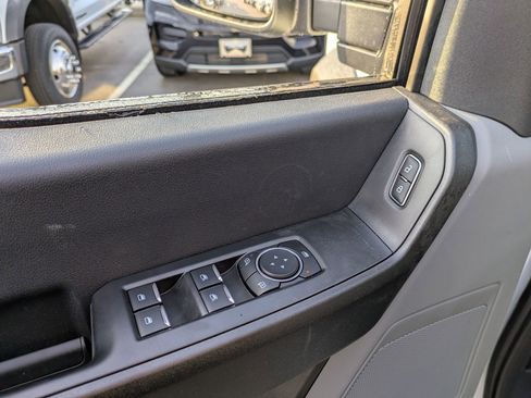 New 2026 Ford F550 4x4 Supercab Super Duty image 14