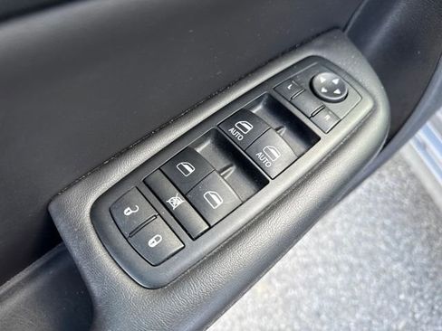 Used 2015 Chrysler 200 C image 16