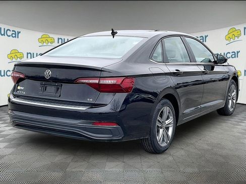 Used 2023 Volkswagen Jetta SE FWD image 6