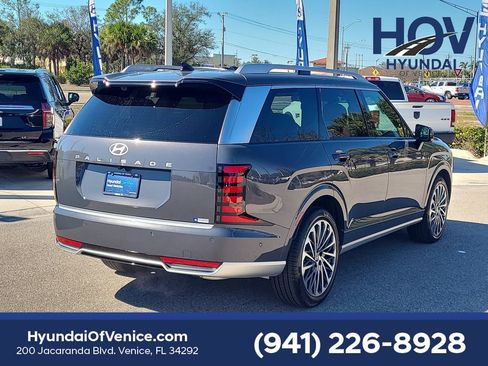 Used 2026 Hyundai Palisade Calligraphy image 7