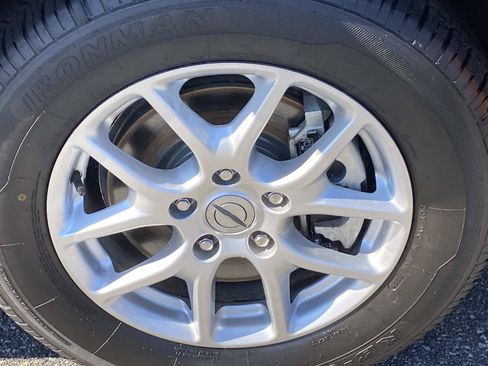 Used 2025 Chrysler Pacifica Select FWD image 23