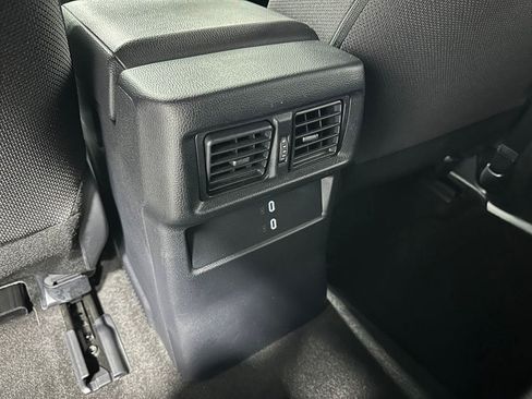 Used 2025 Toyota 4Runner SR5 AWD/4WD image 48