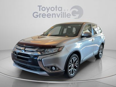 Used 2016 Mitsubishi Outlander SE