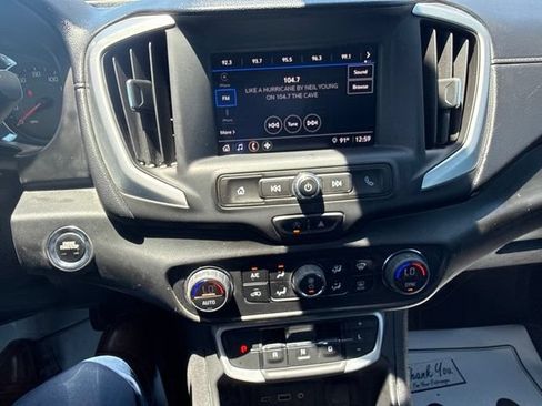 Used 2022 GMC Terrain SLE FWD image 14