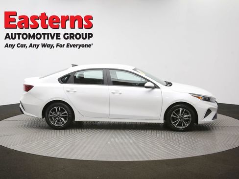 Used 2024 Kia Forte LXS FWD image 45