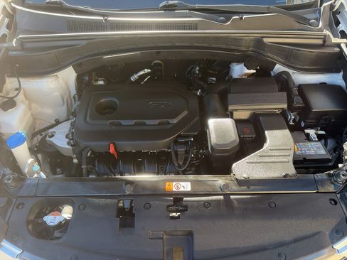 Used 2018 Hyundai Santa Fe Sport AWD/4WD image 30