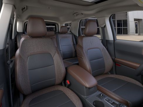 New 2026 Ford Bronco Sport Outer Banks w/ Outer Banks Tech Package+ AWD/4WD image 10