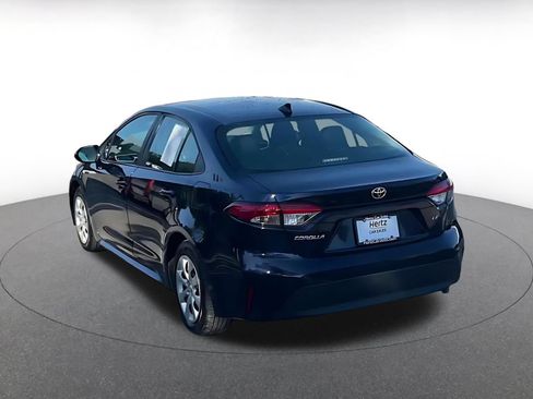Used 2025 Toyota Corolla LE FWD image 11