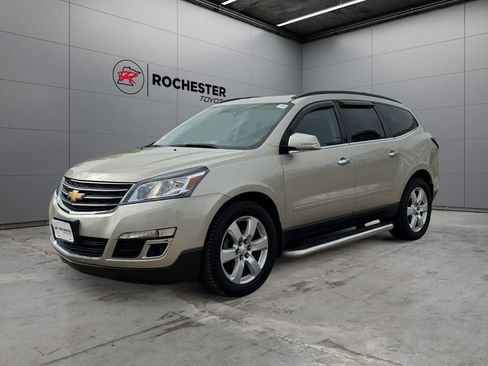 Used 2016 Chevrolet Traverse LT w/ Style and Technology Package AWD/4WD image 7
