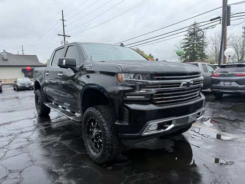 Used 2019 Chevrolet Silverado 1500 High Country w/ Technology Package AWD/4WD image 1