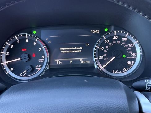 Certified 2023 Toyota Highlander XLE image 24