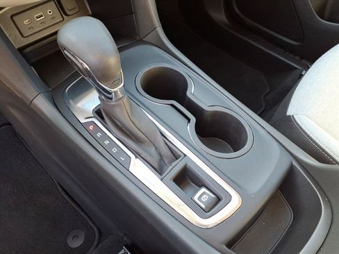 Used 2023 Chevrolet Equinox LS w/ LS Convenience Package FWD image 25