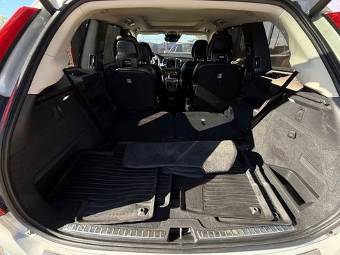 Used 2020 Volvo XC90 T6 Inscription w/ Protection Package image 11
