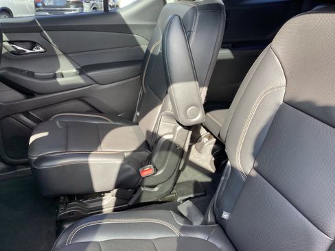 Used 2018 Chevrolet Traverse Premier w/ Driver Confidence II Package image 13