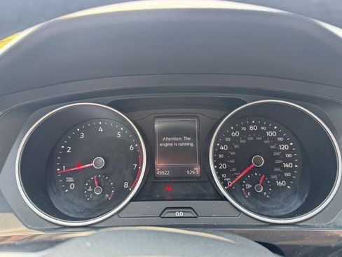 Used 2019 Volkswagen Tiguan SE w/ Panoramic Sunroof Package AWD/4WD image 23