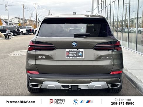 New 2026 BMW X5 xDrive50e image 5