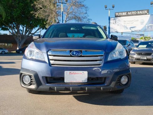 Used 2014 Subaru Outback 2.5i w/ Alloy Wheel Package AWD/4WD image 2