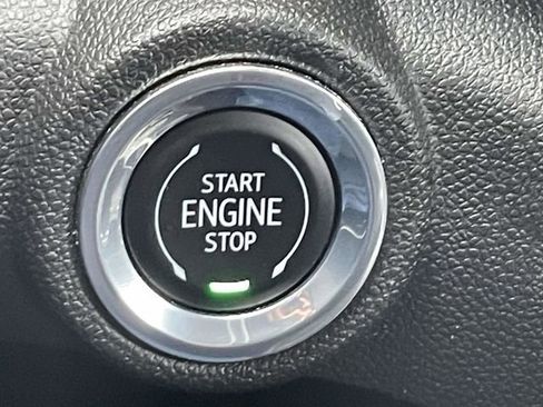 Certified 2023 Chevrolet TrailBlazer LT FWD image 34