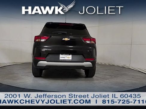 Used 2025 Chevrolet TrailBlazer LT AWD/4WD image 6