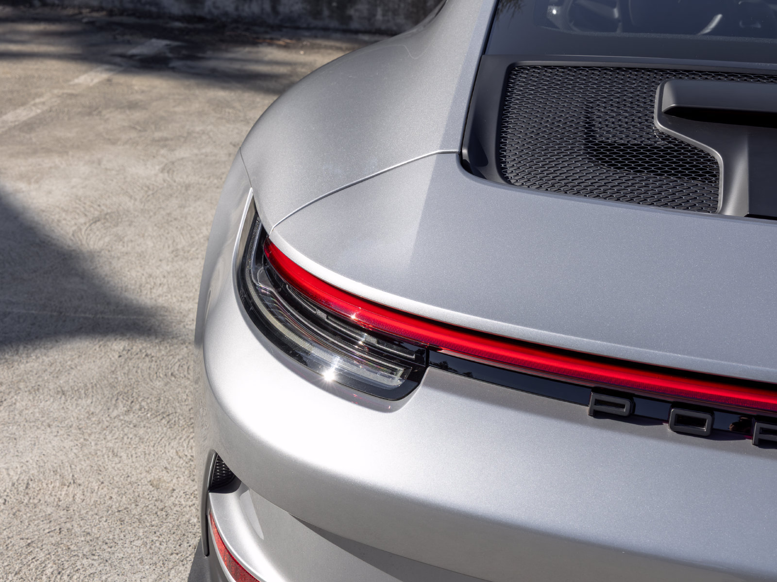 Certified 2022 Porsche 911 GT3 RWD image 18