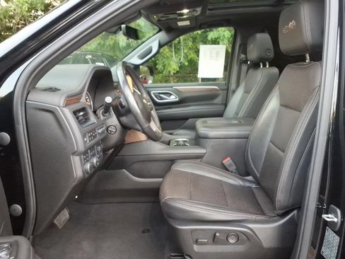 Certified 2021 Chevrolet Tahoe High Country w/ Premium Package AWD/4WD image 10