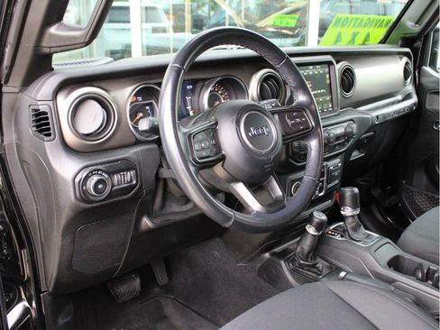 Used 2021 Jeep Wrangler Unlimited Sport w/ Sun And Sound Package AWD/4WD image 12