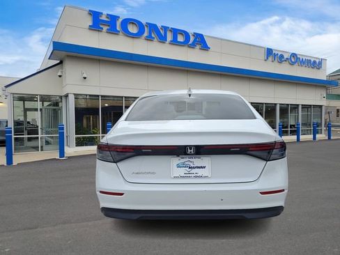 Used 2025 Honda Accord LX image 5