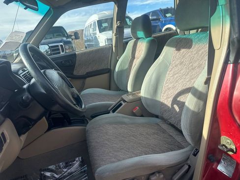 Used 2000 Subaru Forester L image 8