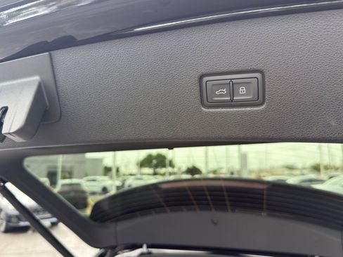 New 2026 Audi SQ8 Prestige AWD/4WD image 26