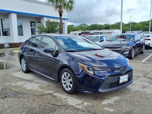 Used 2024 Toyota Corolla LE FWD image 20