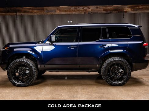 Used 2025 Lexus GX 550 550 Luxury+ w/ Accessory Package (2T) image 6