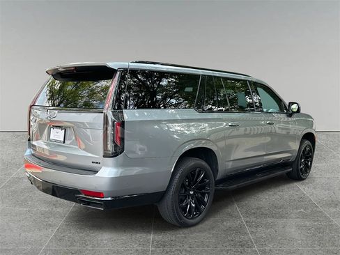 Certified 2024 Cadillac Escalade ESV Sport w/ LPO, ONYX Package image 10