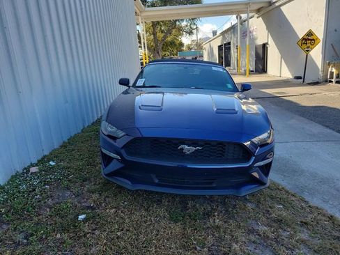 Used 2020 Ford Mustang Convertible w/ Equipment Group 101A image 2