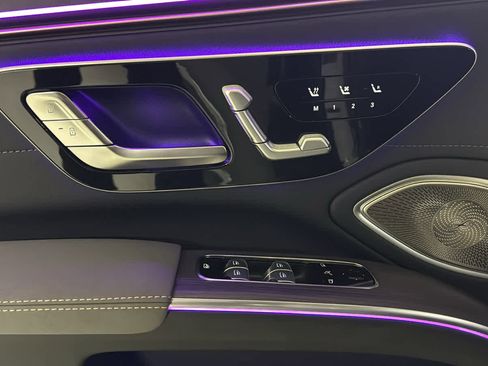 New 2025 Mercedes-Benz EQS 450+ 4MATIC Sedan image 16