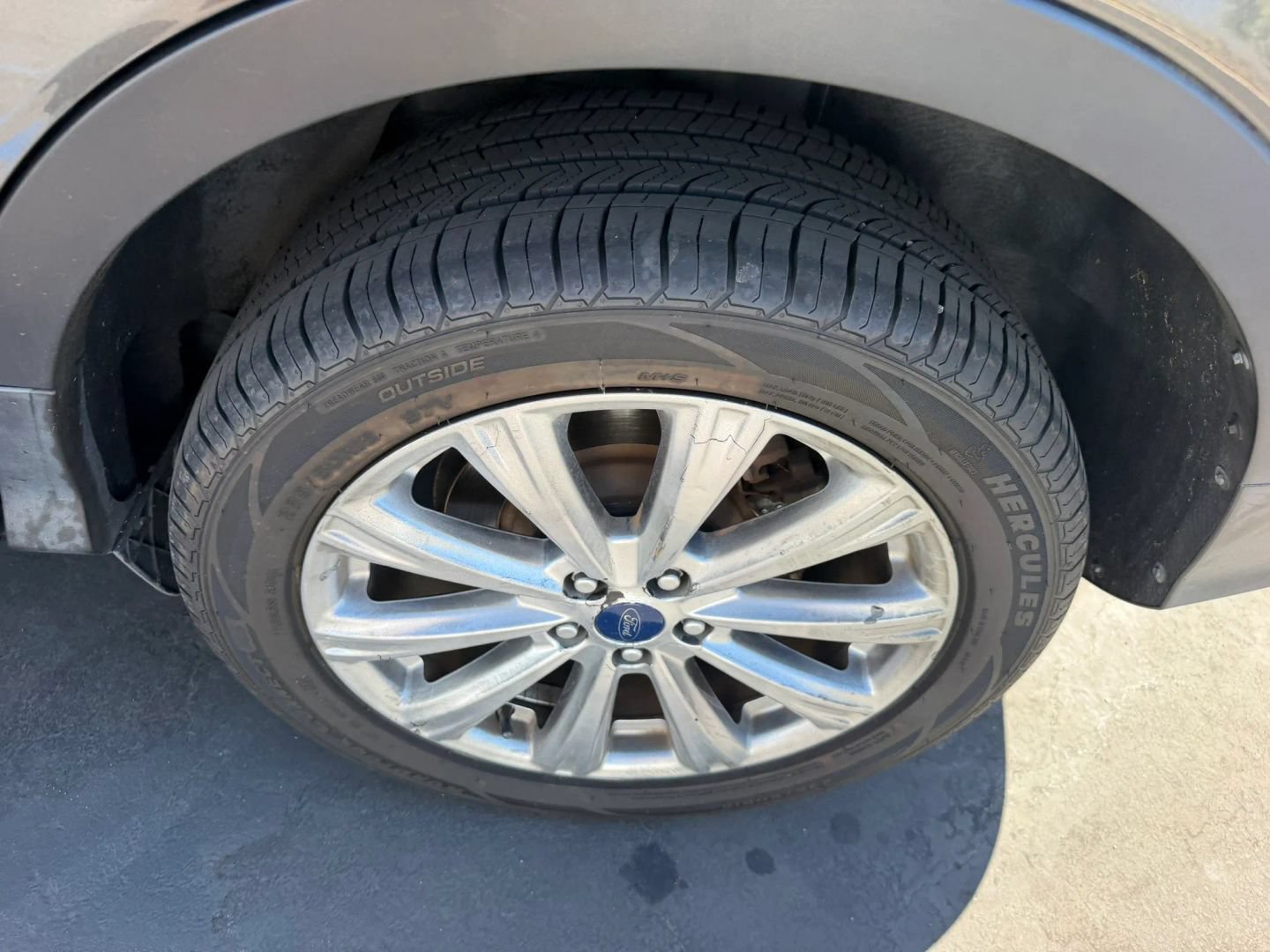 Used 2017 Ford Escape Titanium FWD image 26