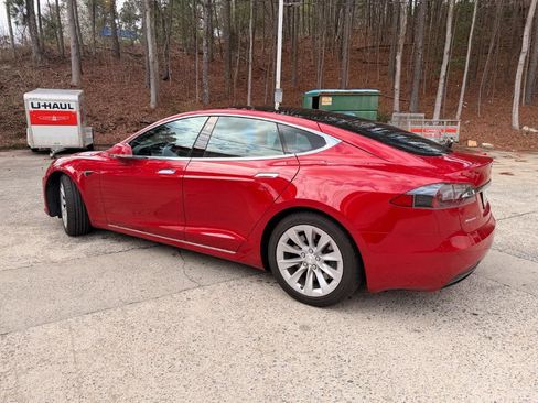 Used 2018 Tesla Model S 100D image 3