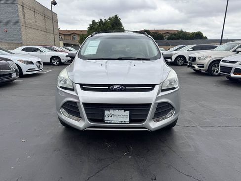 Used 2016 Ford Escape SE w/ SE Leather Comfort Package AWD/4WD image 10