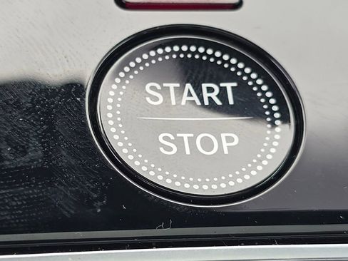 Certified 2022 Mercedes-Benz EQS 580 4MATIC Sedan image 38
