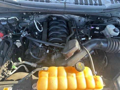 Used 2017 Ford F150 XLT image 10