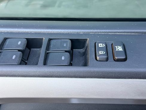 Used 2019 Toyota 4Runner SR5 Premium image 15