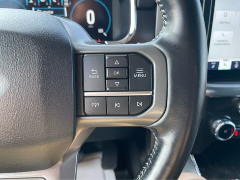 Used 2022 Ford F150 Lariat w/ Tow Technology Package image 20