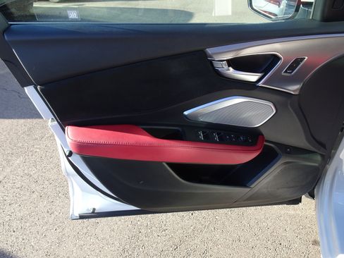 Used 2023 Acura RDX A-Spec image 8