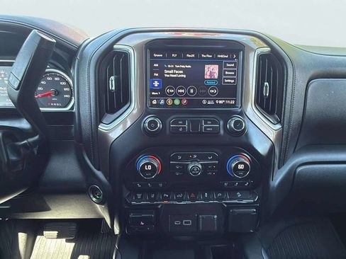 Used 2020 Chevrolet Silverado 2500 High Country w/ Technology Package AWD/4WD image 10