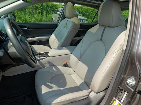 Used 2023 Toyota Camry XLE w/ Navigation Package AWD/4WD image 22