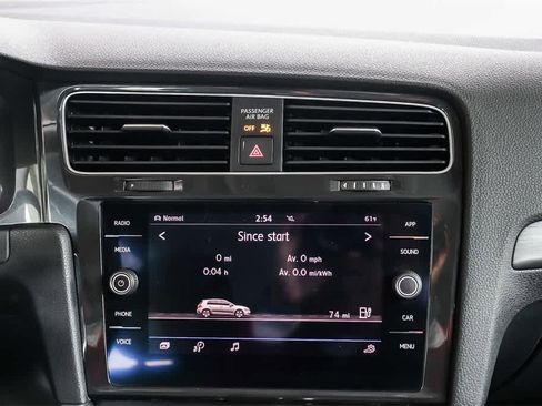 Used 2019 Volkswagen e-Golf SE w/ Driver Assistance Package image 14