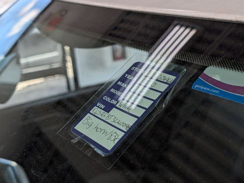 Used 2020 RAM 1500 Big Horn AWD/4WD image 11