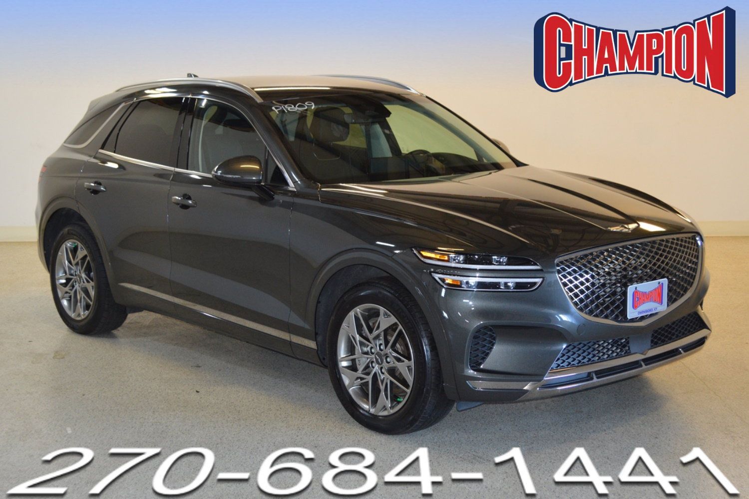 Used 2025 Genesis GV70 2.5T AWD/4WD image 1