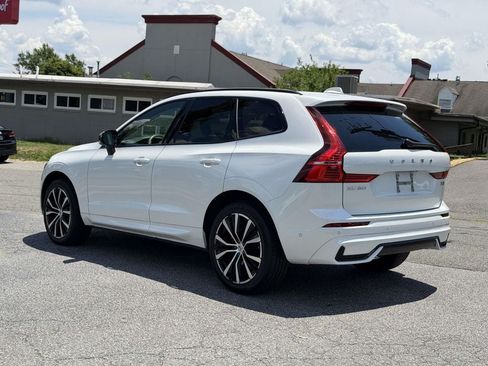Used 2024 Volvo XC60 B5 Plus AWD/4WD image 22